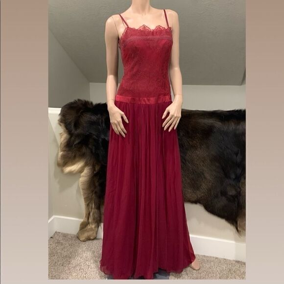 Burgundy, Elegant Silk and Floral Lace dress - Picture 1 of 15